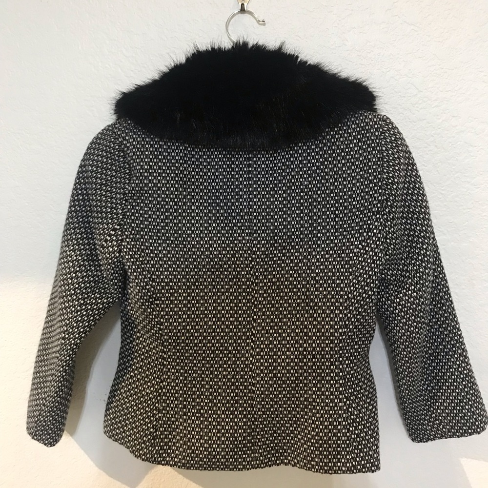 Wool-blend jacket with detachable faux fur collar - Picture 2 of 5